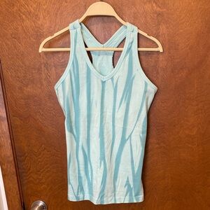 Weekend  Aqua Tank Top size small NWOT